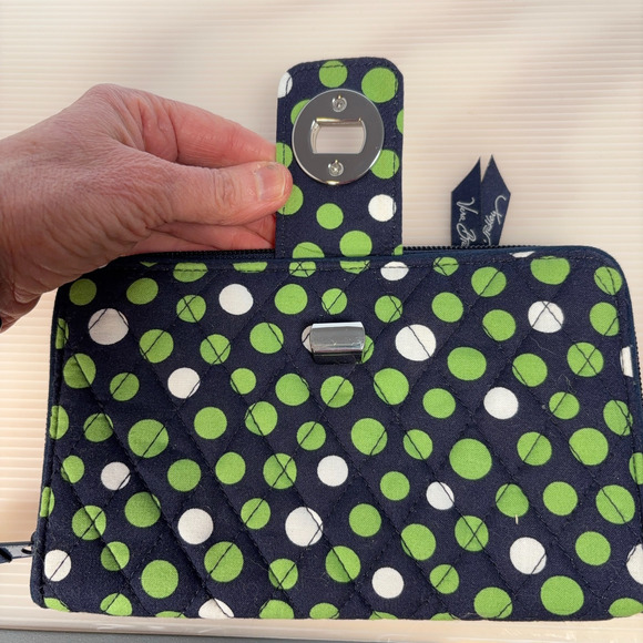 Vera Bradley Turnlock Wallet Lucky Dots Navy Green Quilted Zip Wallet NWT - Picture 6 of 10